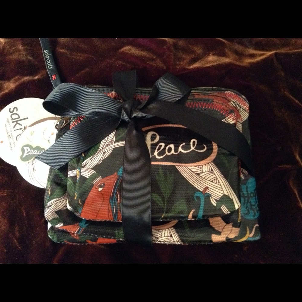 Sakroots Artist Circle 3 pack make up bags New